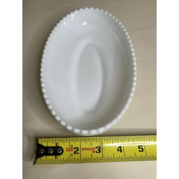 Vintage Grape Milk Glass, Imperial Glass-Ohio Corp. 1950-1980 - Picture 6 of 7